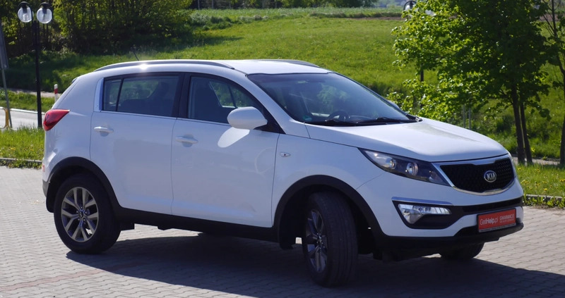 Kia Sportage cena 44900 przebieg: 187000, rok produkcji 2015 z Starachowice małe 631